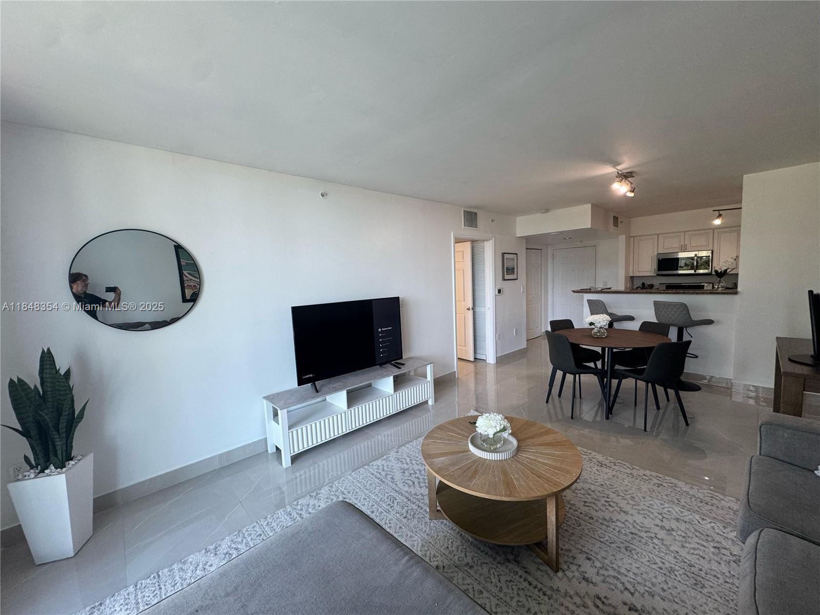 1155 Brickell Bay Dr 307