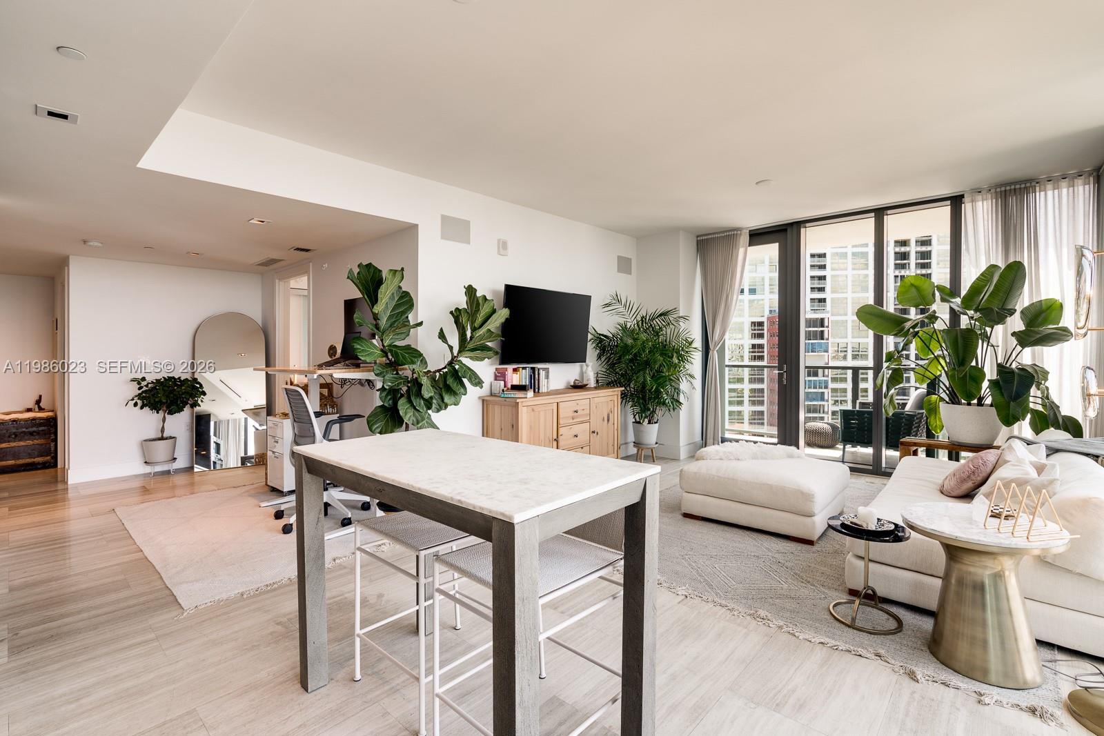 ECHO BRICKELL CONDO - Residential