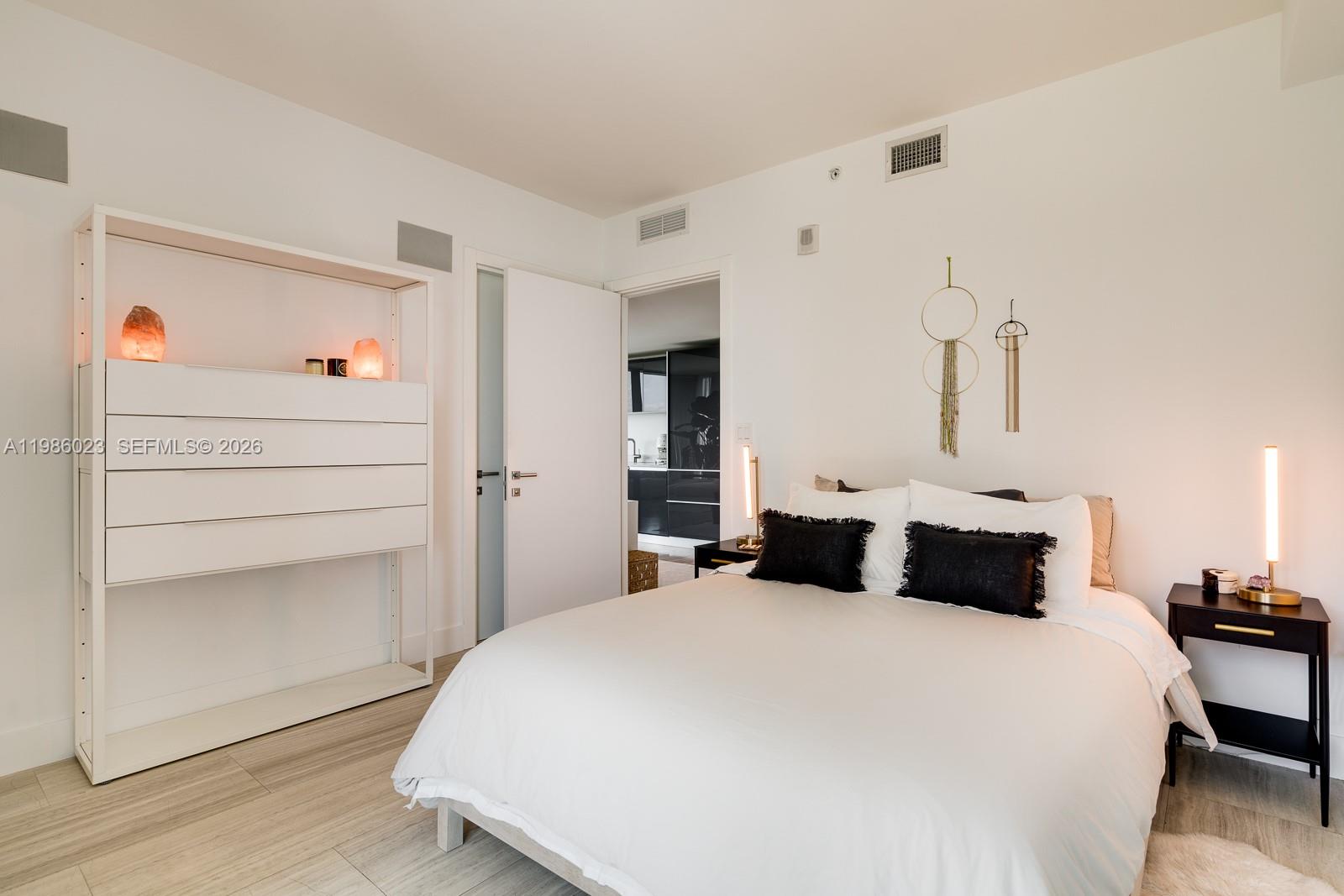 ECHO BRICKELL CONDO - Residential