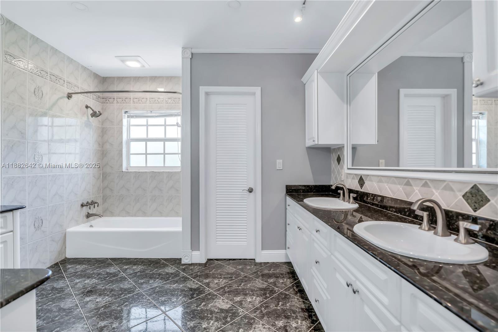 Golden Shores Ocean Blvd - Residential