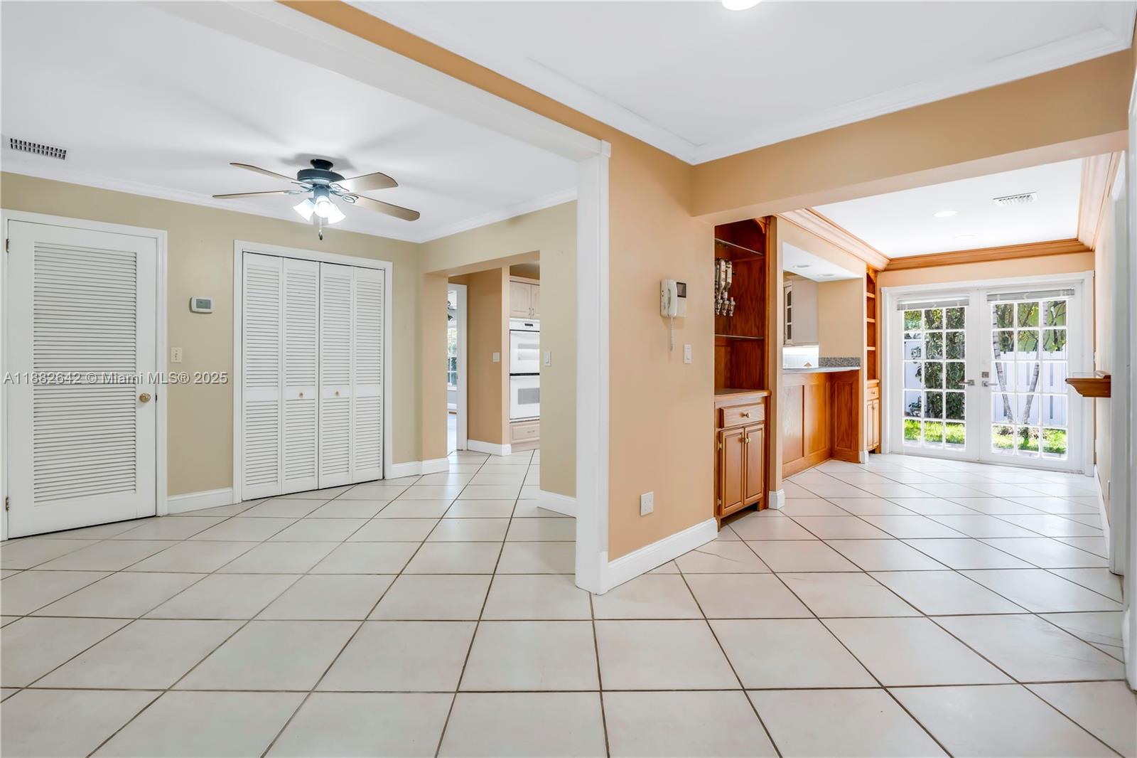 Golden Shores Ocean Blvd - Residential