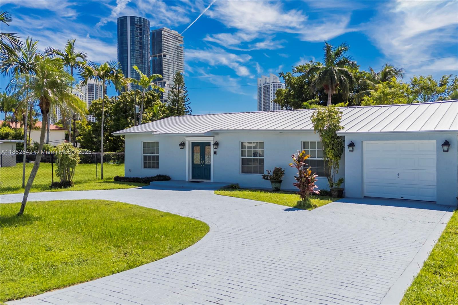 Golden Shores Ocean Blvd - Residential