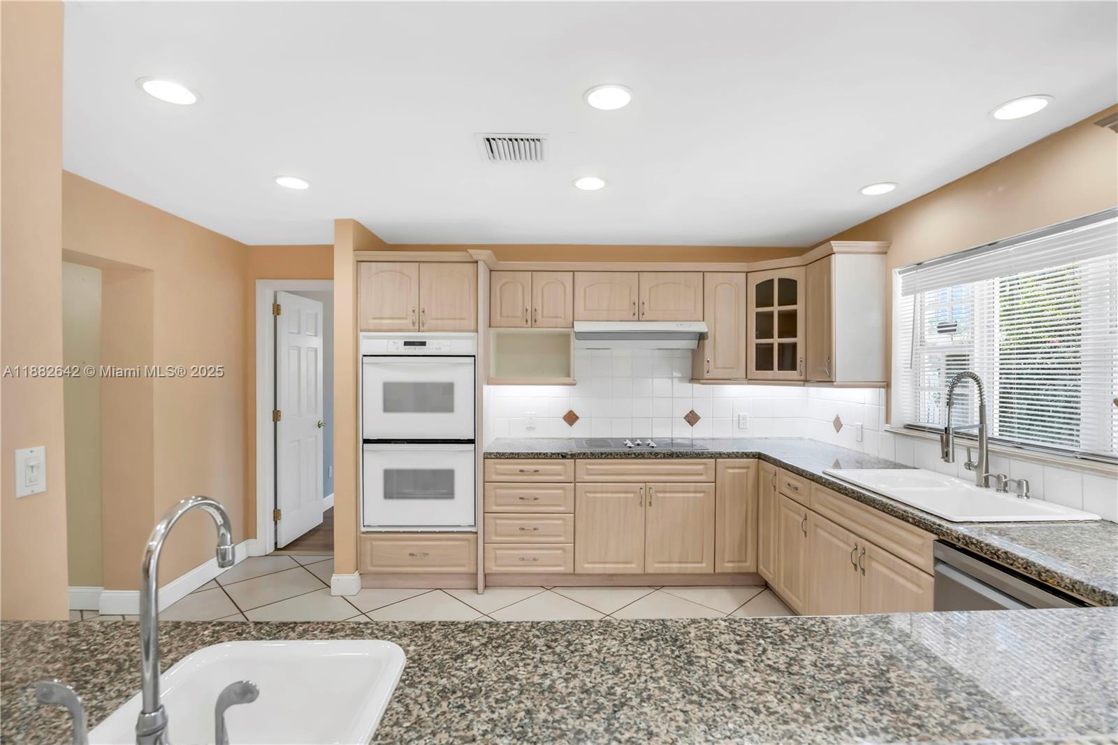 Golden Shores Ocean Blvd - Residential