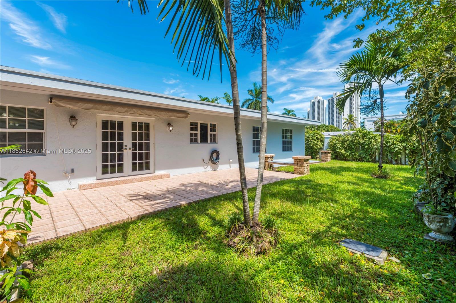 Golden Shores Ocean Blvd - Residential