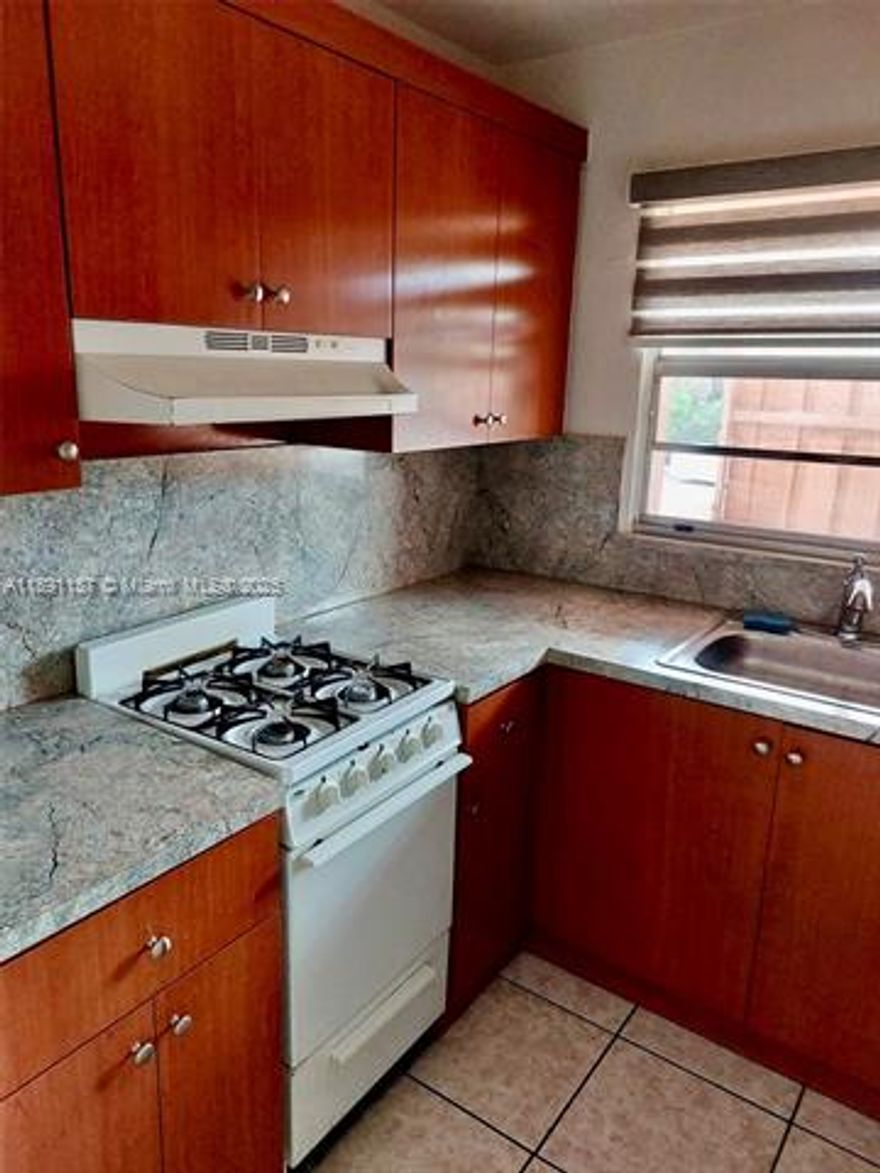 Beautiful apartment in the heart of Hialeah West. 1 bedroom, 1 bathroom. Our units include water and maintenance. We offer an easy online application fee (75).