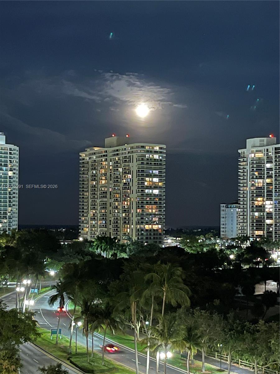 AVENTURA ELDORADO CONDO - Residential Lease