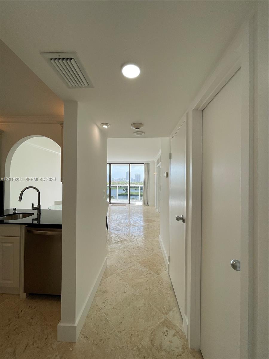 AVENTURA ELDORADO CONDO - Residential Lease