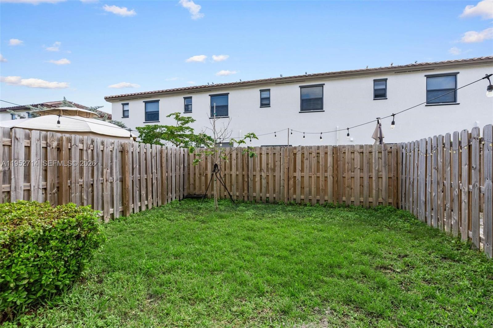 SILVER PALM RESIDENTIAL H - Residential