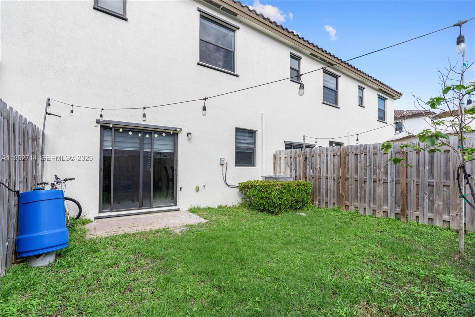 SILVER PALM RESIDENTIAL H - Residential