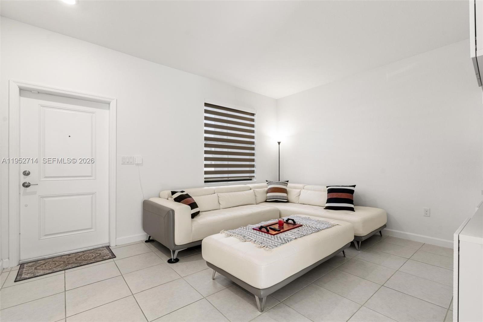 SILVER PALM RESIDENTIAL H - Residential