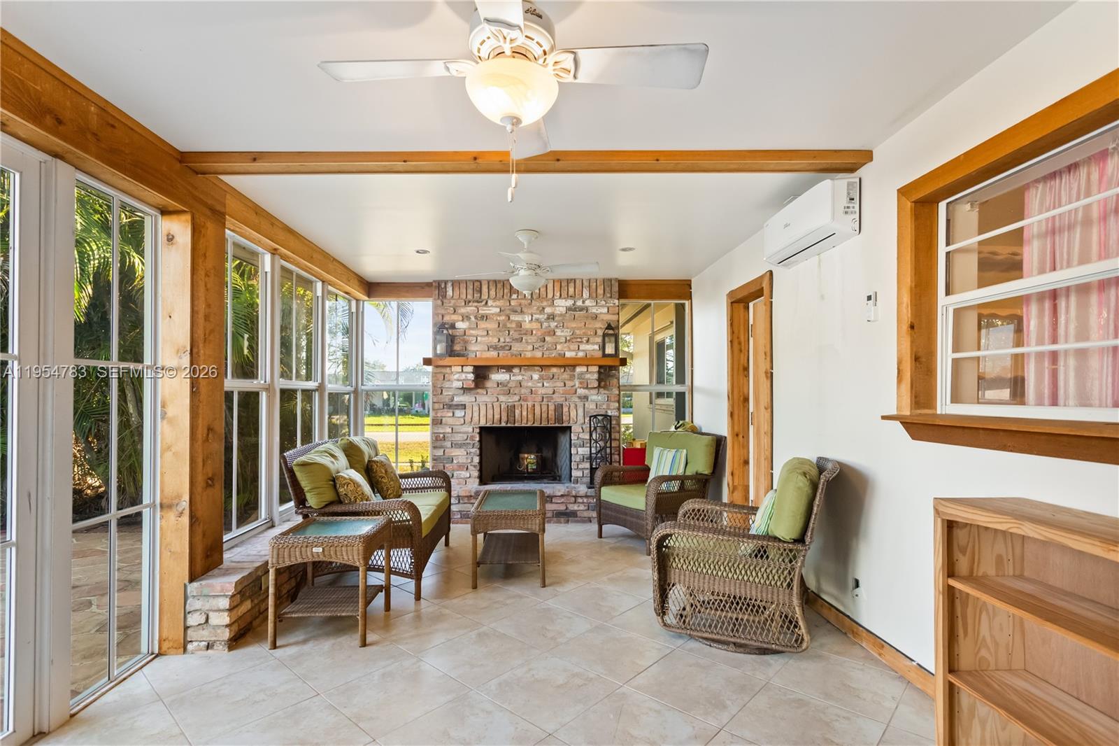 PASADENA LAKES WEST - Residential