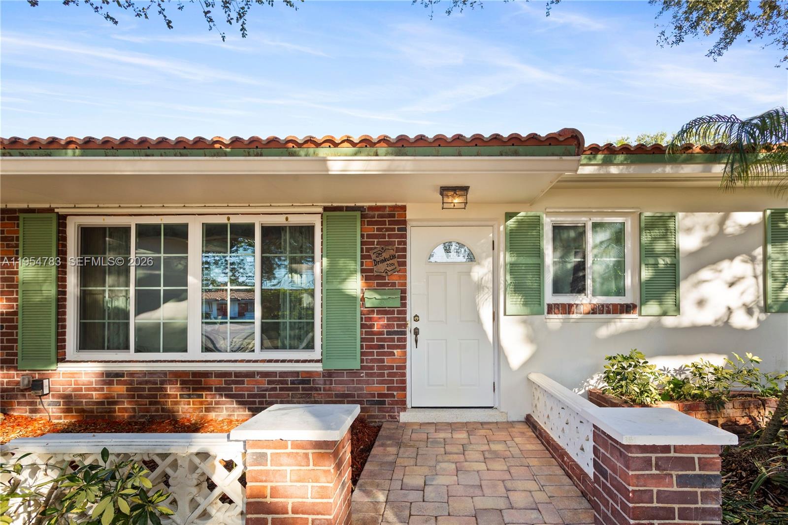 PASADENA LAKES WEST - Residential