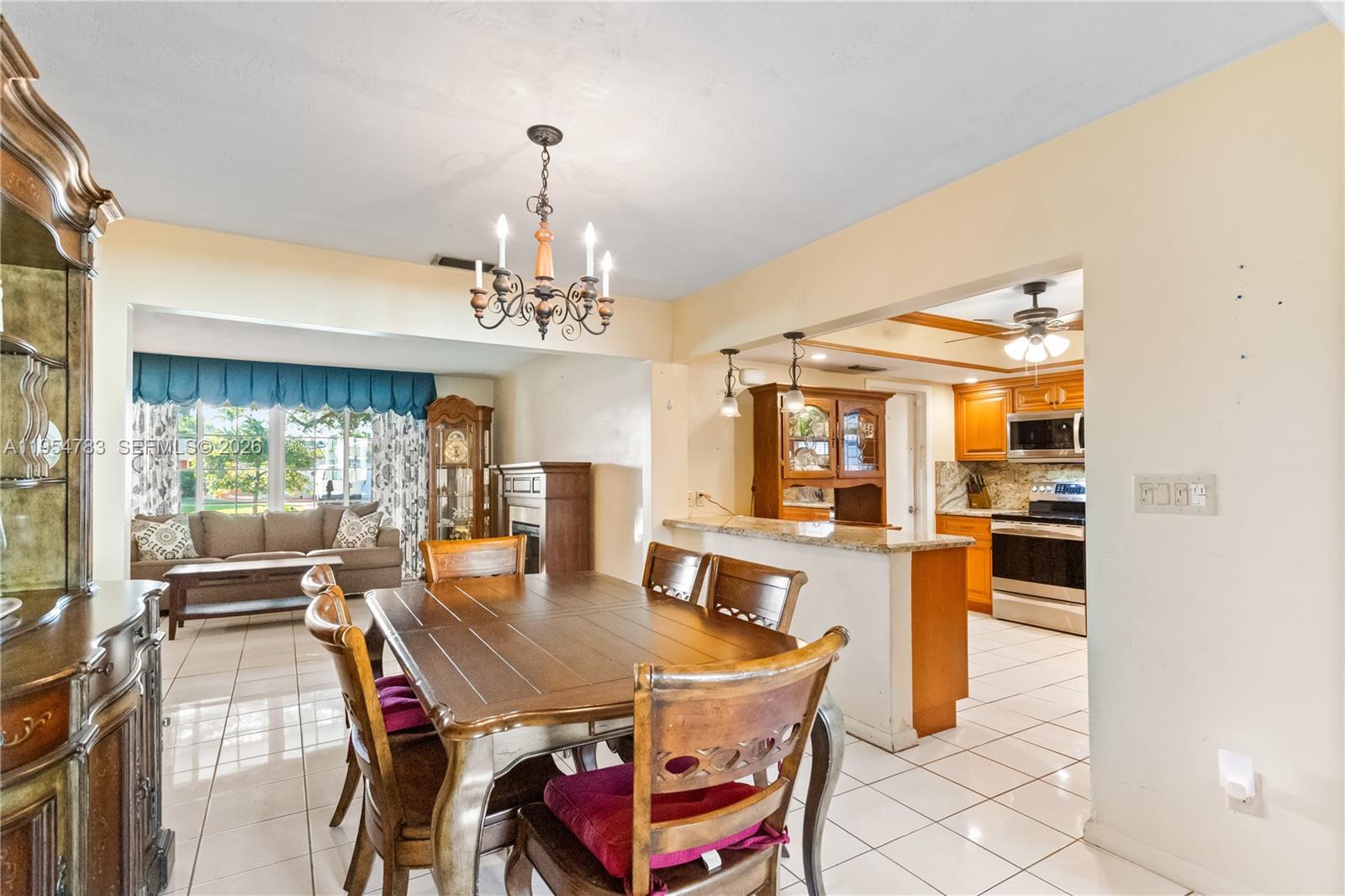 PASADENA LAKES WEST - Residential