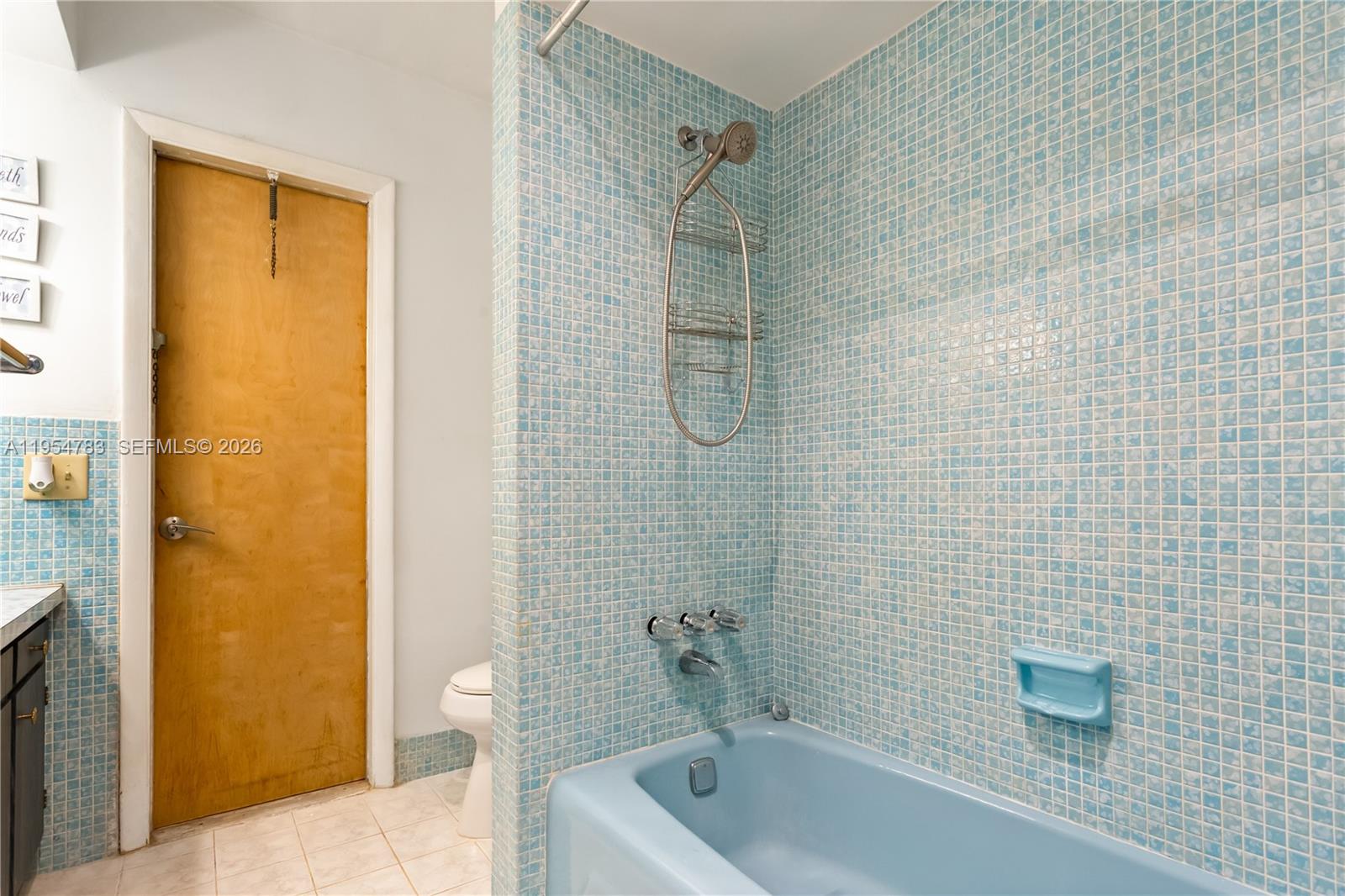 PASADENA LAKES WEST - Residential