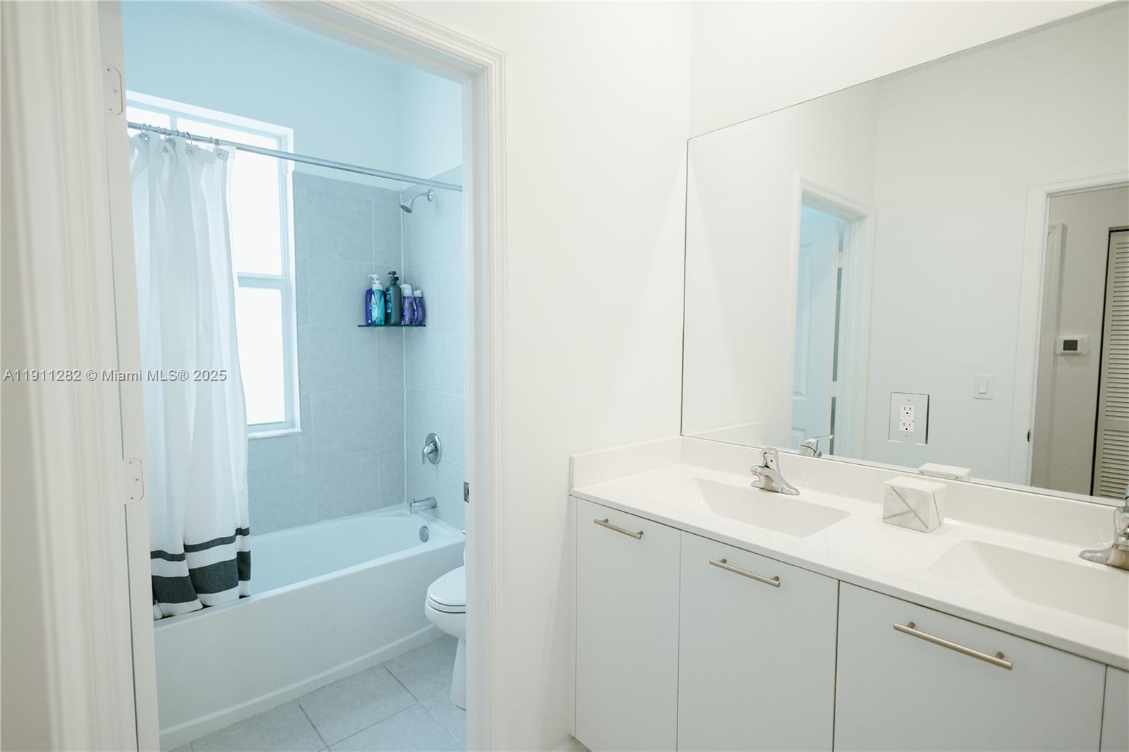 GOLF PARK SEC 1 - Residential Lease