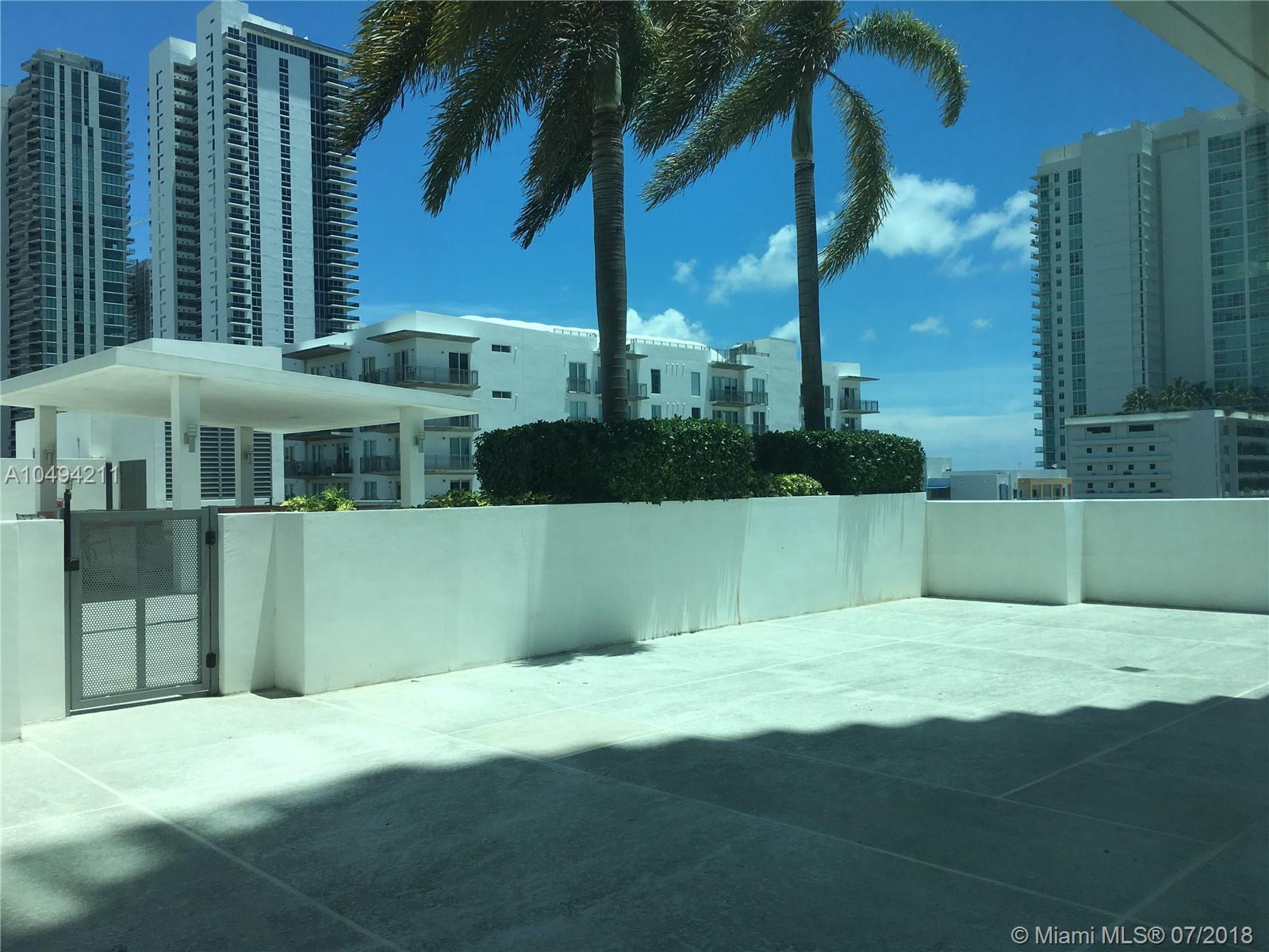 GALLERY ART CONDO - Residential Lease