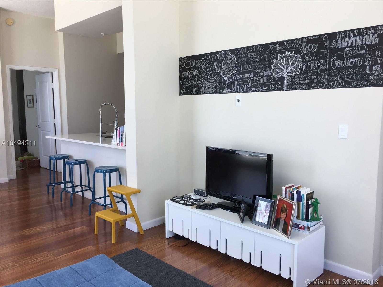 GALLERY ART CONDO - Residential Lease