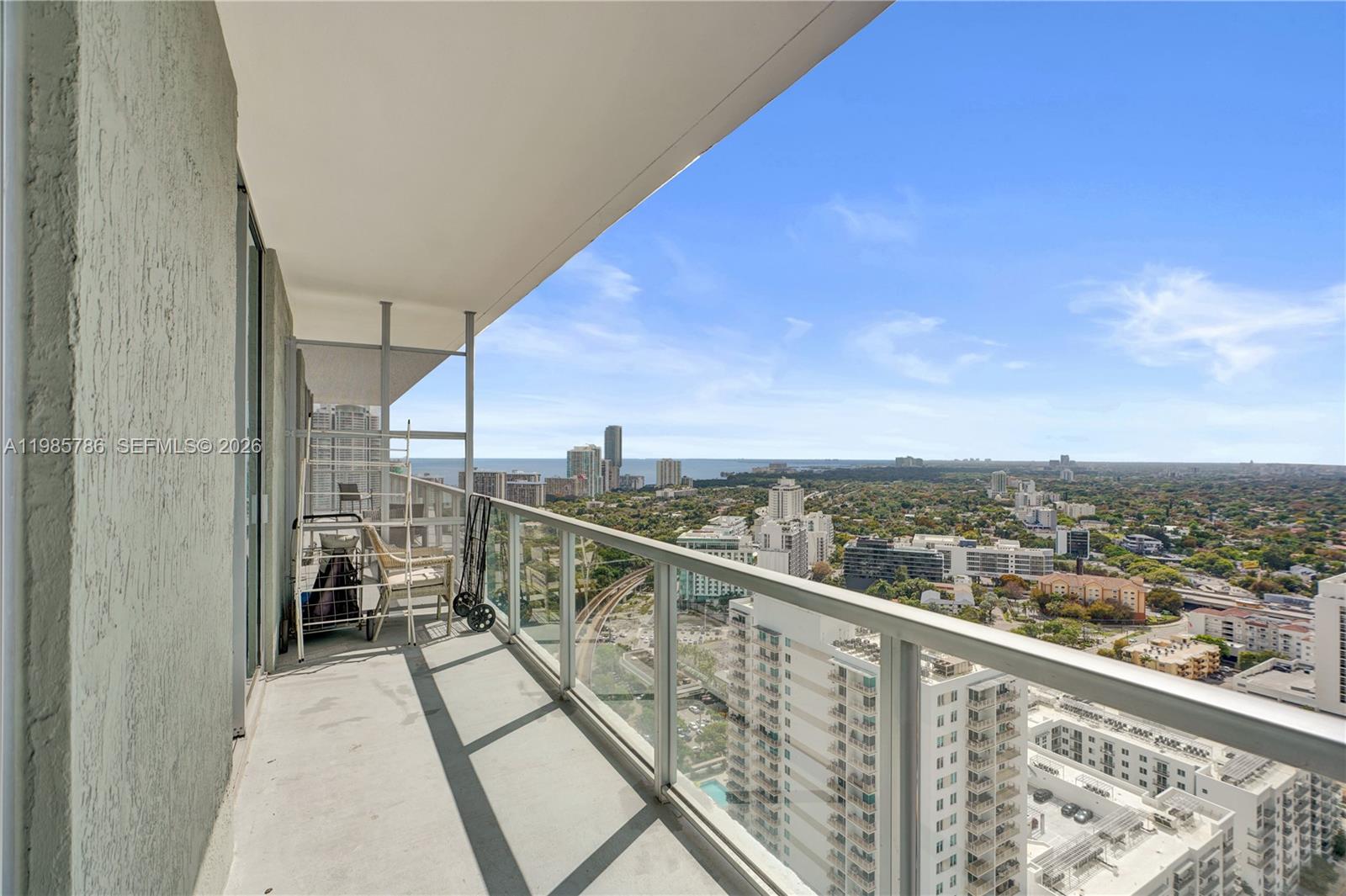 THE AXIS ON BRICKELL COND - Residential