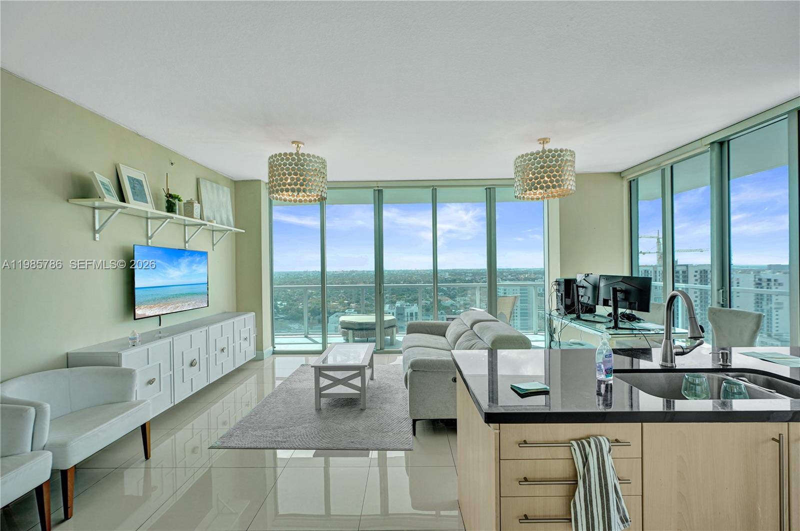 THE AXIS ON BRICKELL COND - Residential