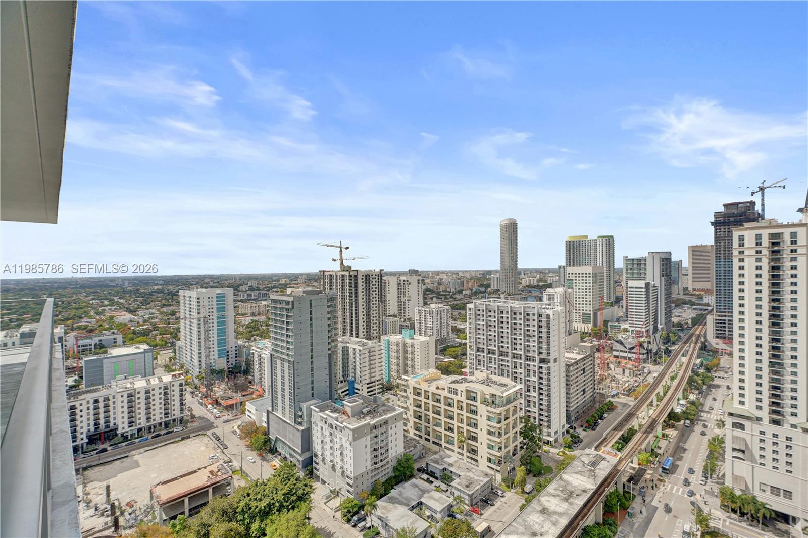 THE AXIS ON BRICKELL COND - Residential