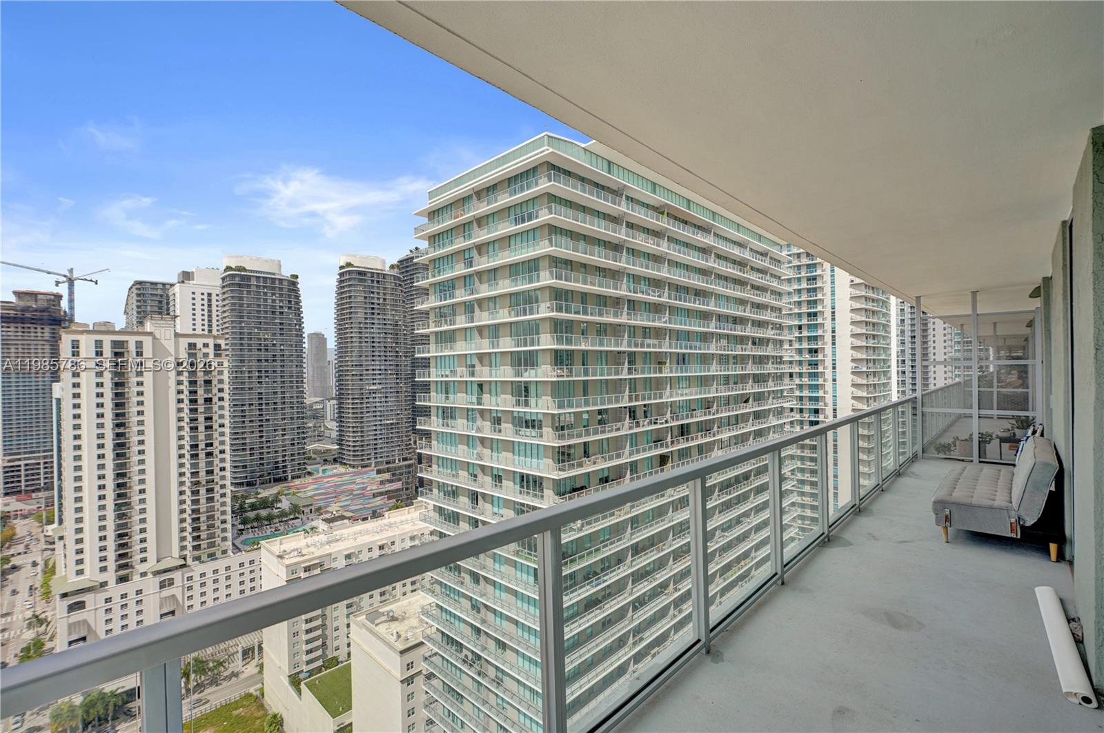 THE AXIS ON BRICKELL COND - Residential