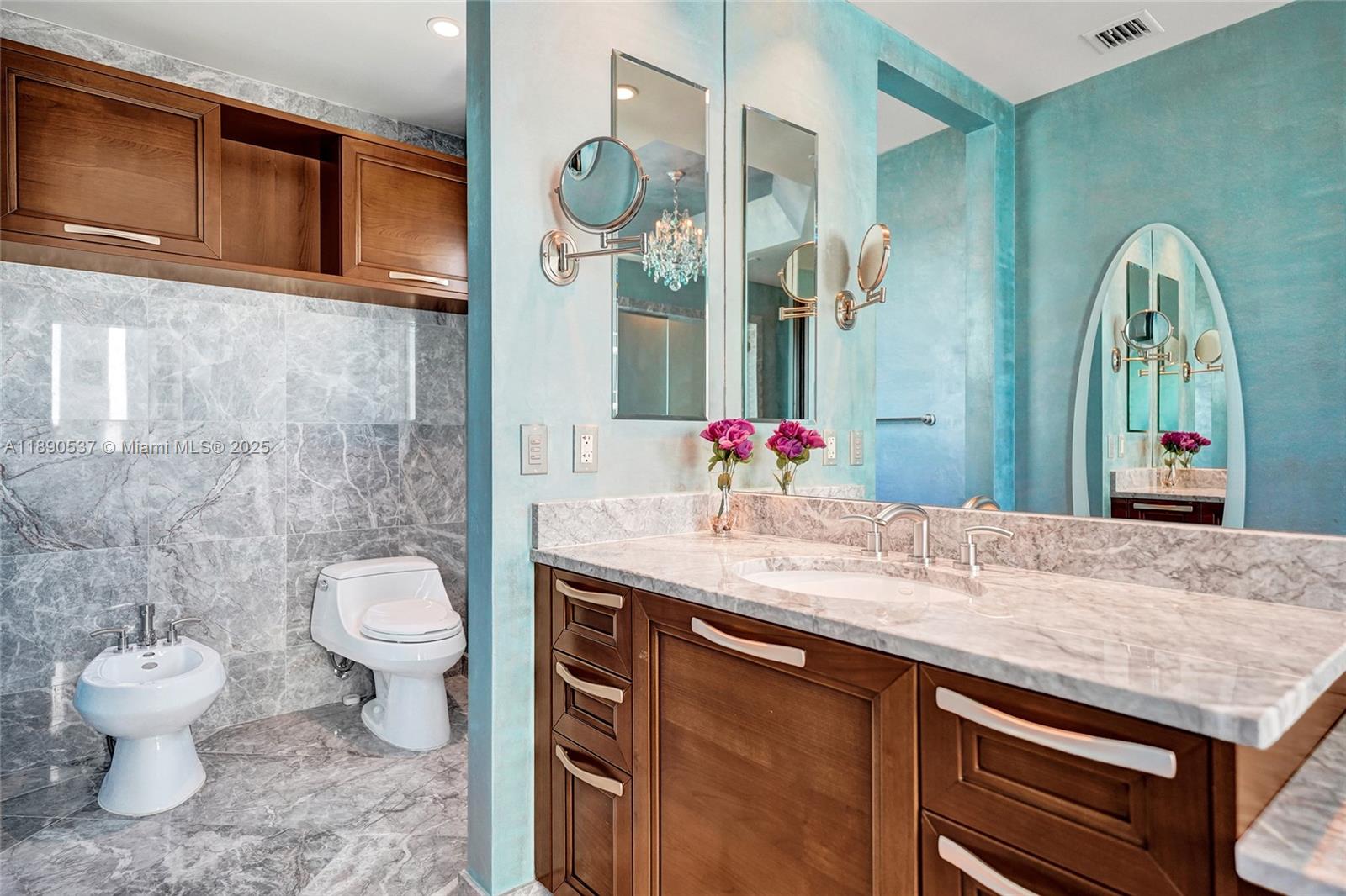 TURNBERRY OCEAN COLONY SO - Residential