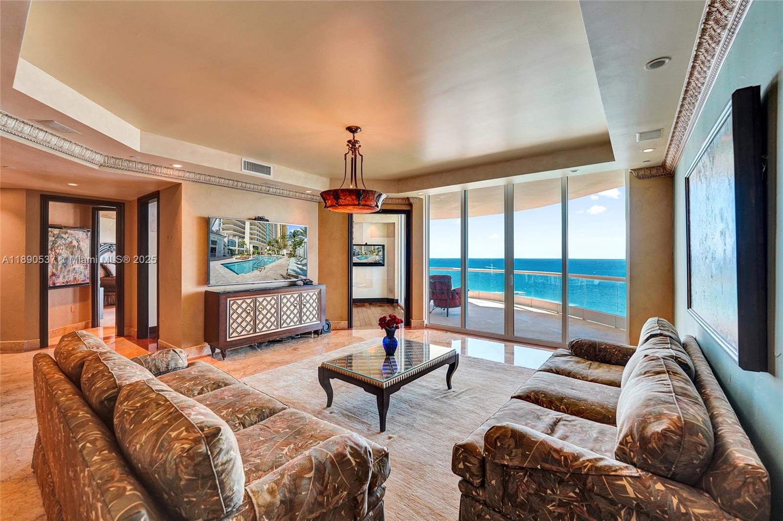 TURNBERRY OCEAN COLONY SO - Residential