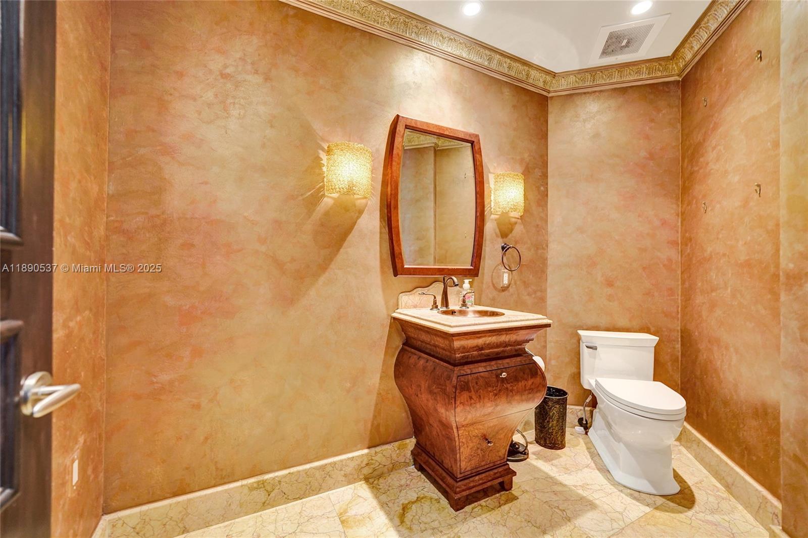 TURNBERRY OCEAN COLONY SO - Residential