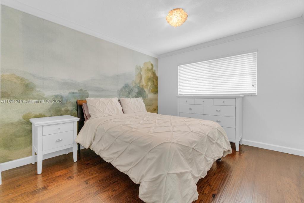 CALUSA POINT - Residential