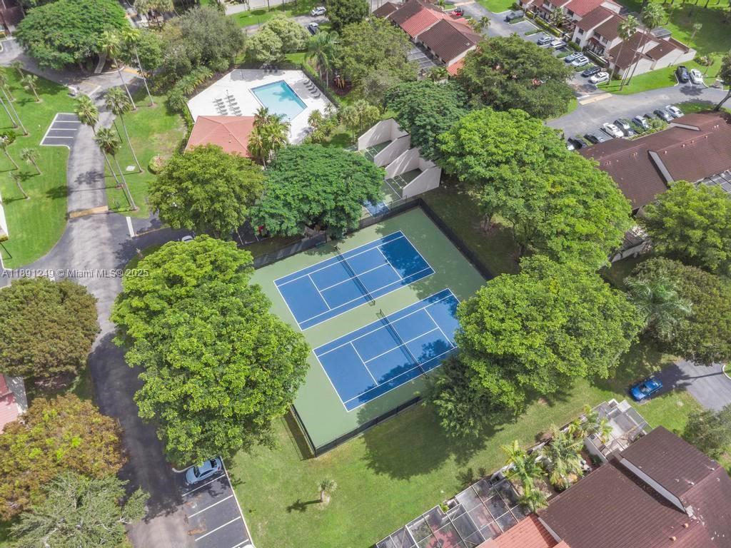 CALUSA POINT - Residential