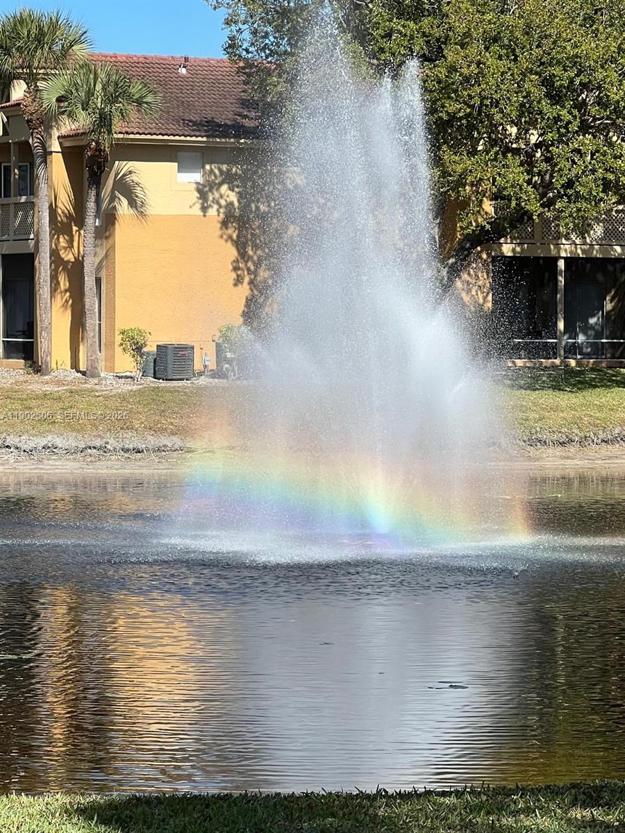 PALM LAKE CONDO - Residential