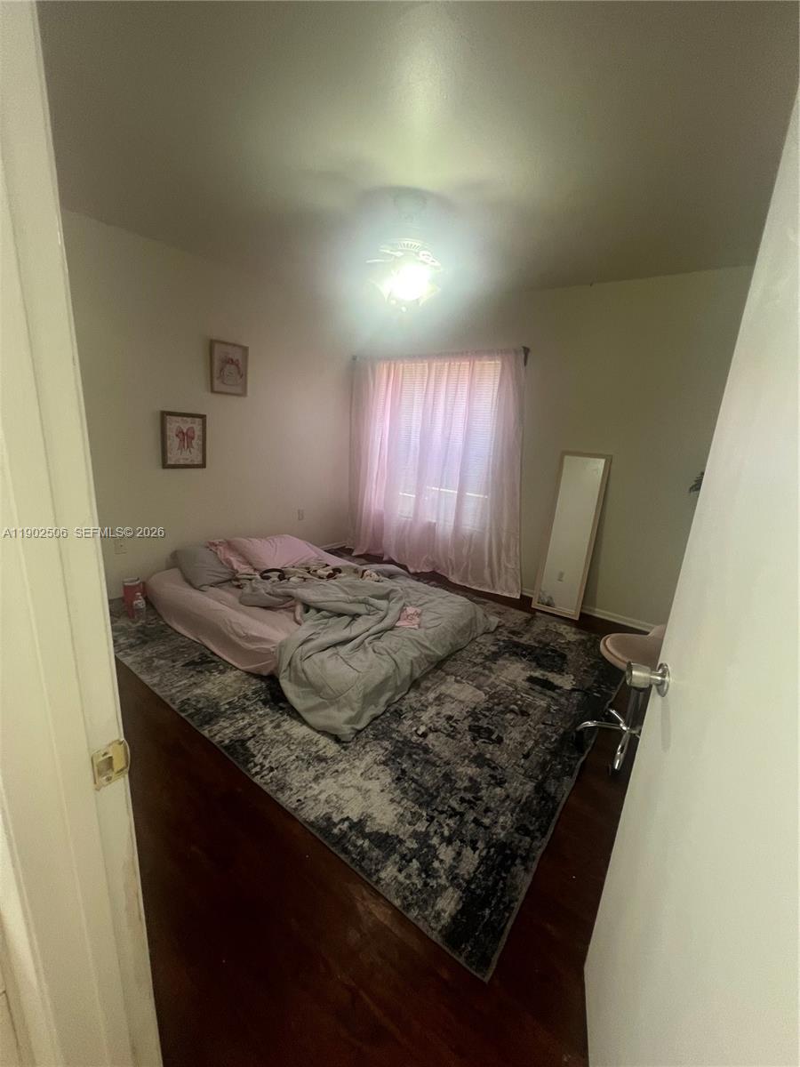 PALM LAKE CONDO - Residential