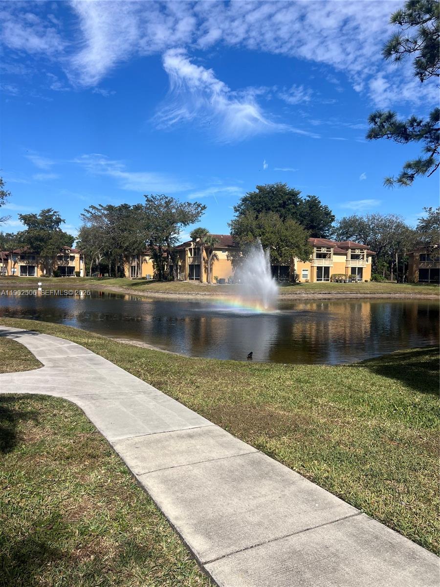 PALM LAKE CONDO - Residential