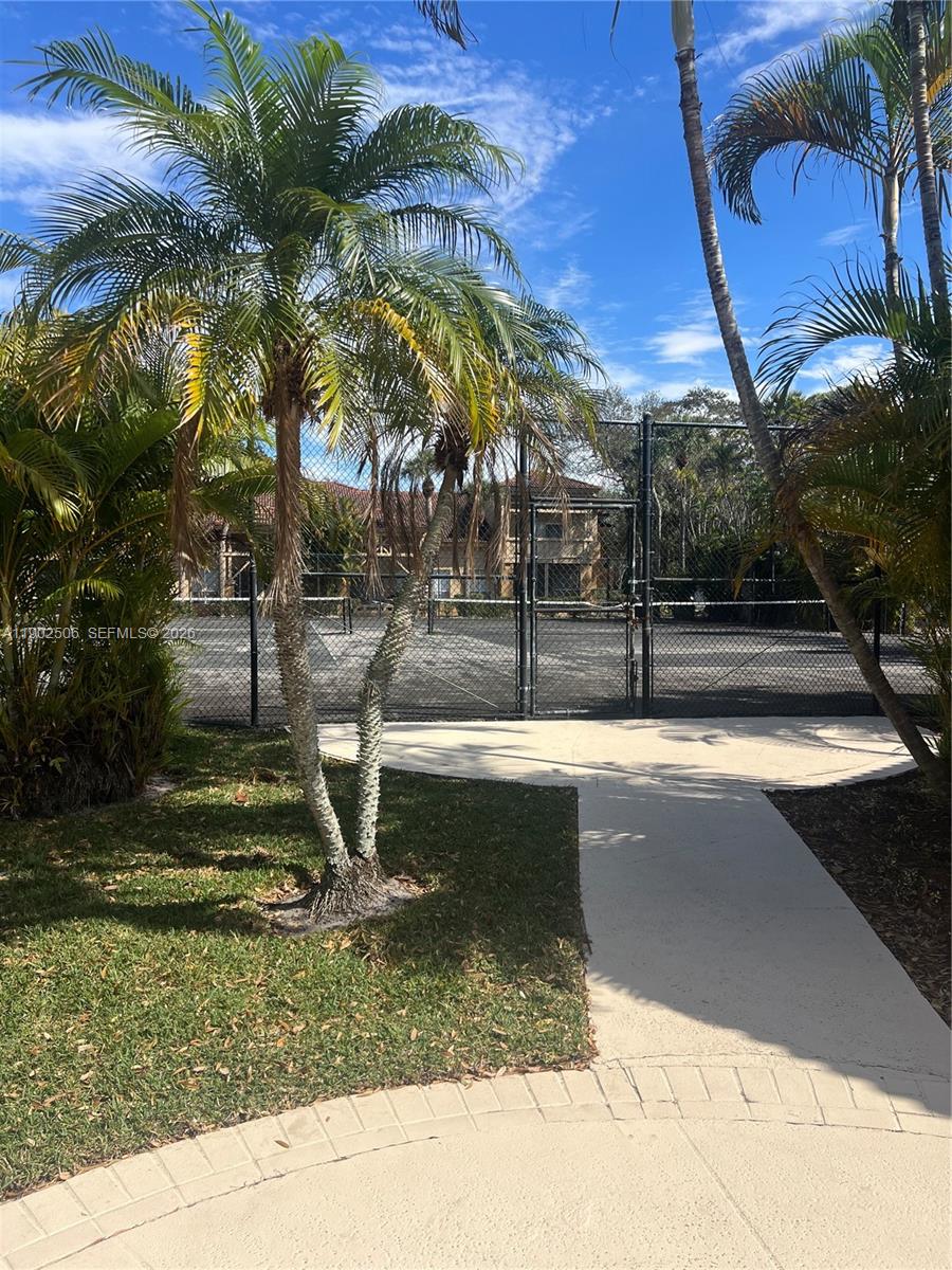 PALM LAKE CONDO - Residential