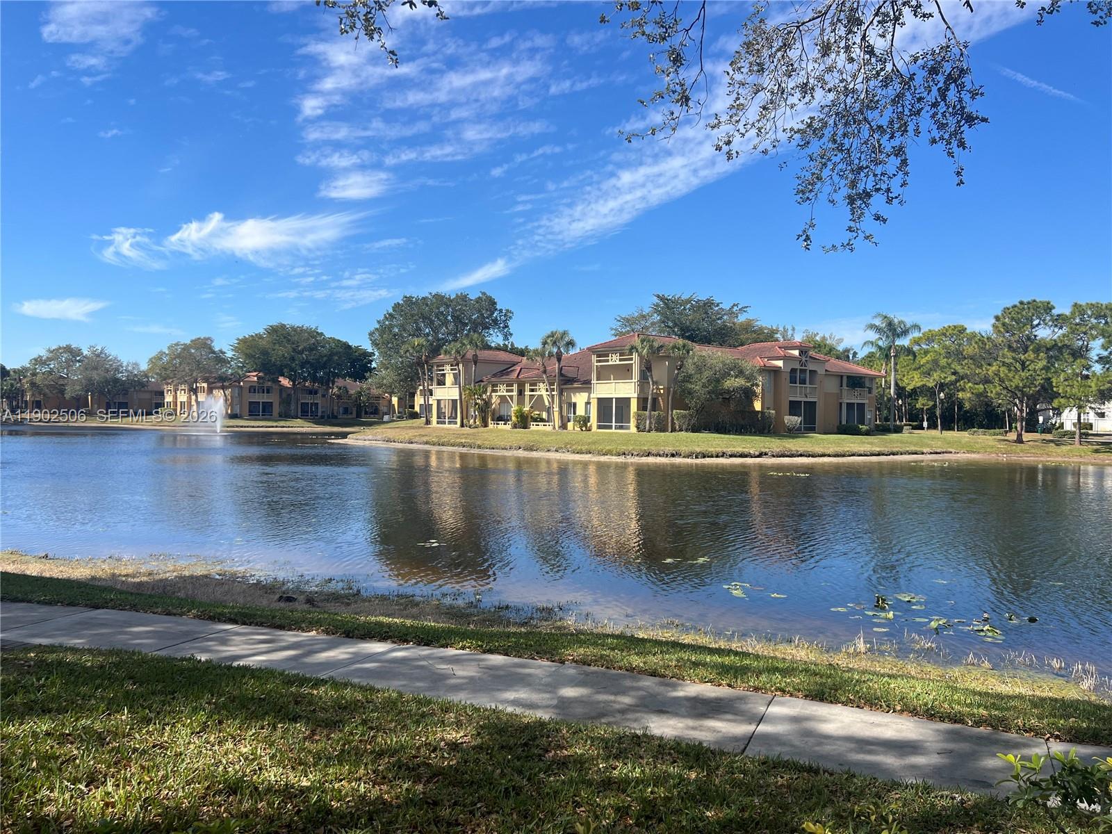 PALM LAKE CONDO - Residential