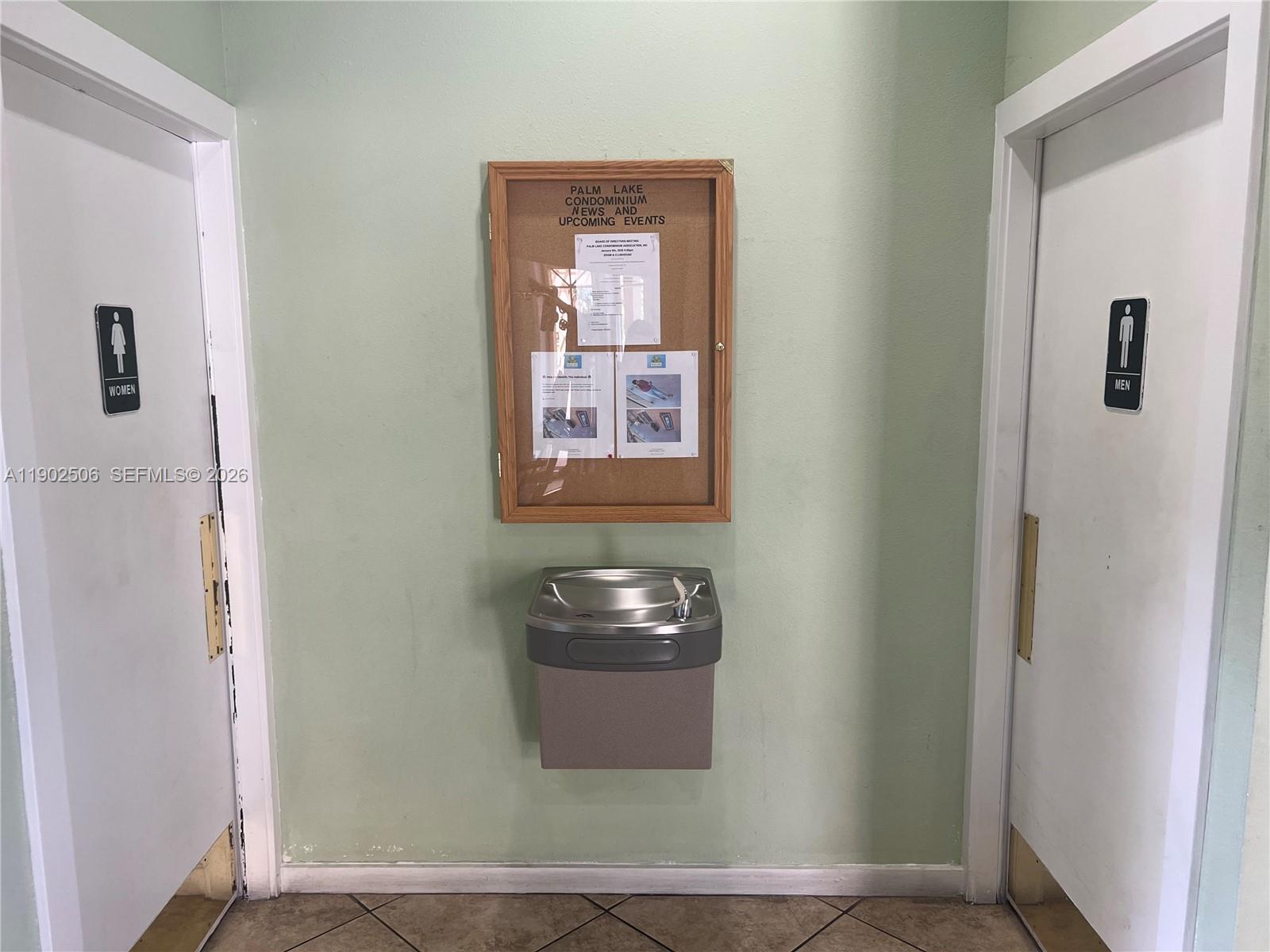 PALM LAKE CONDO - Residential