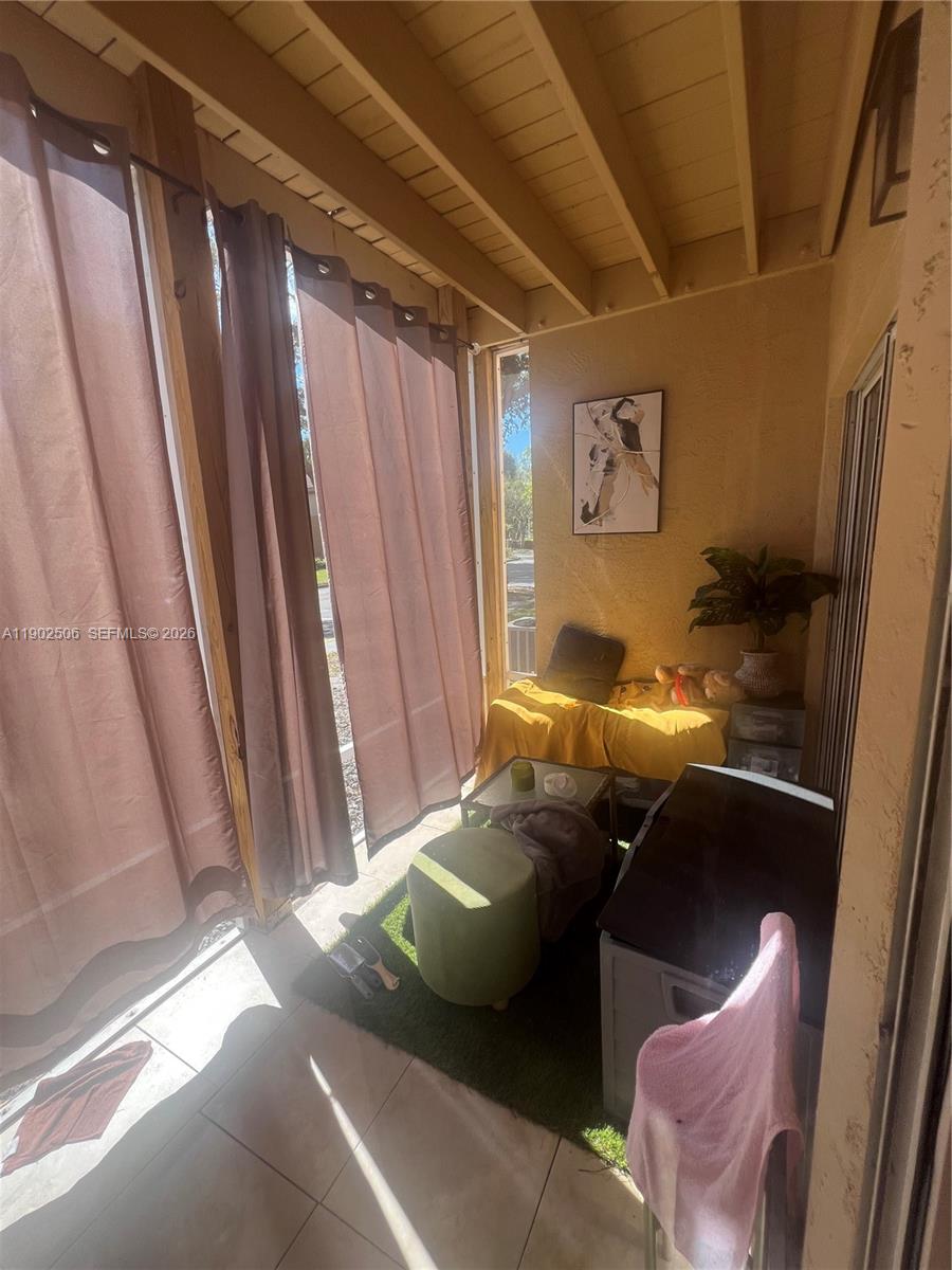 PALM LAKE CONDO - Residential