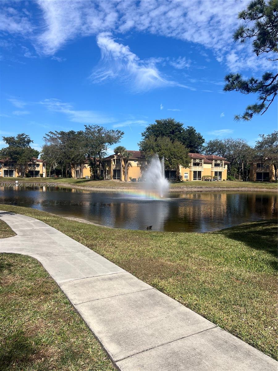 PALM LAKE CONDO - Residential