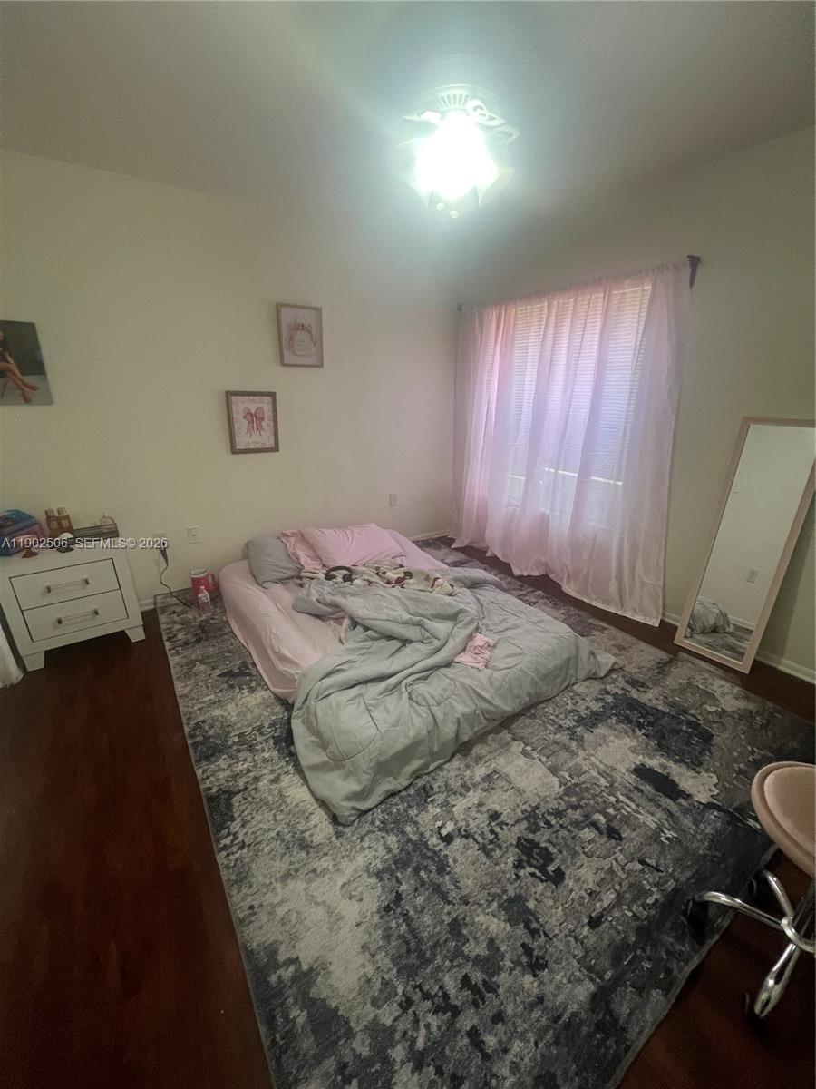 PALM LAKE CONDO - Residential