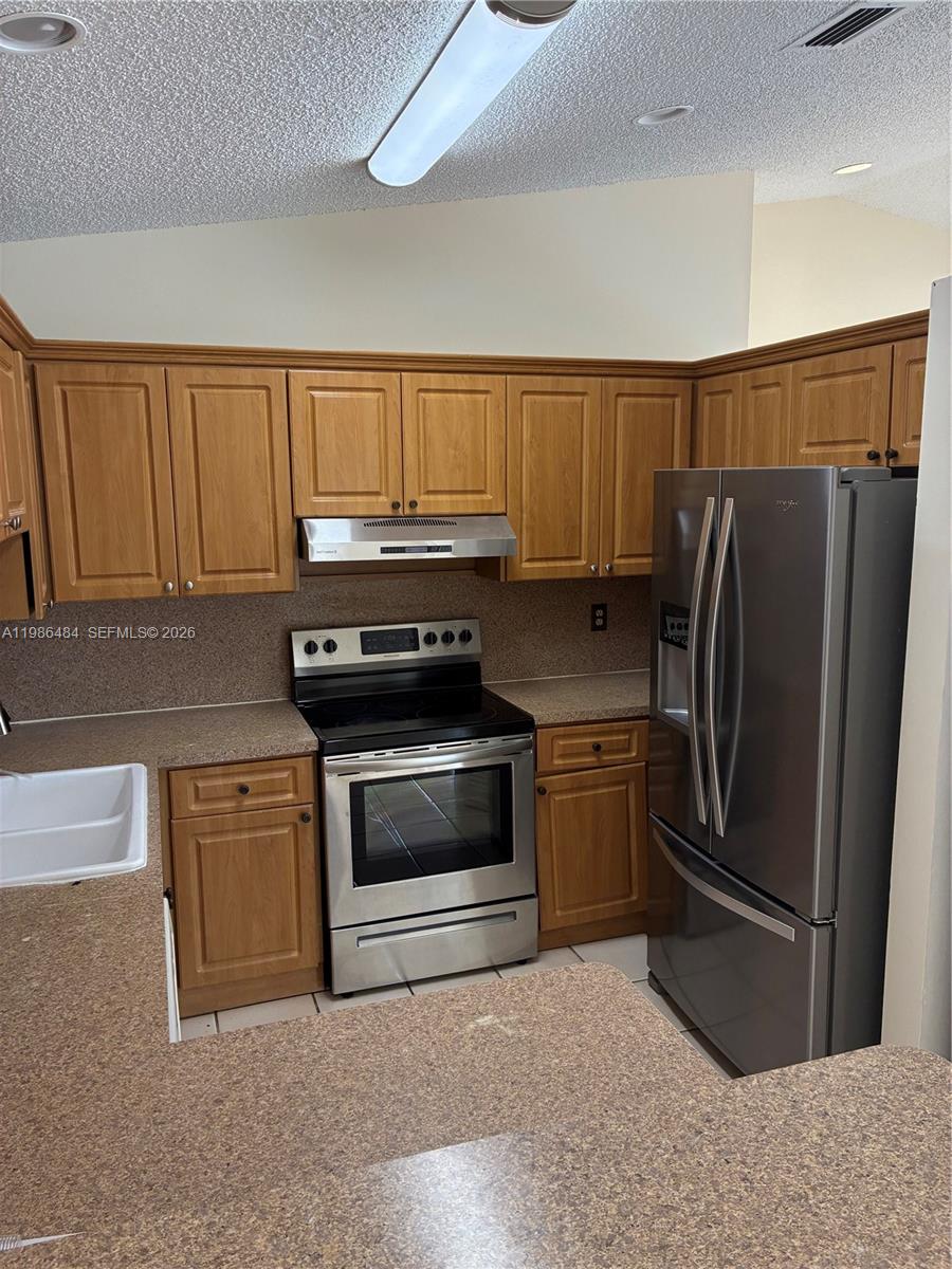 ANGELICA GARDENS AT LAKES - Residential Lease