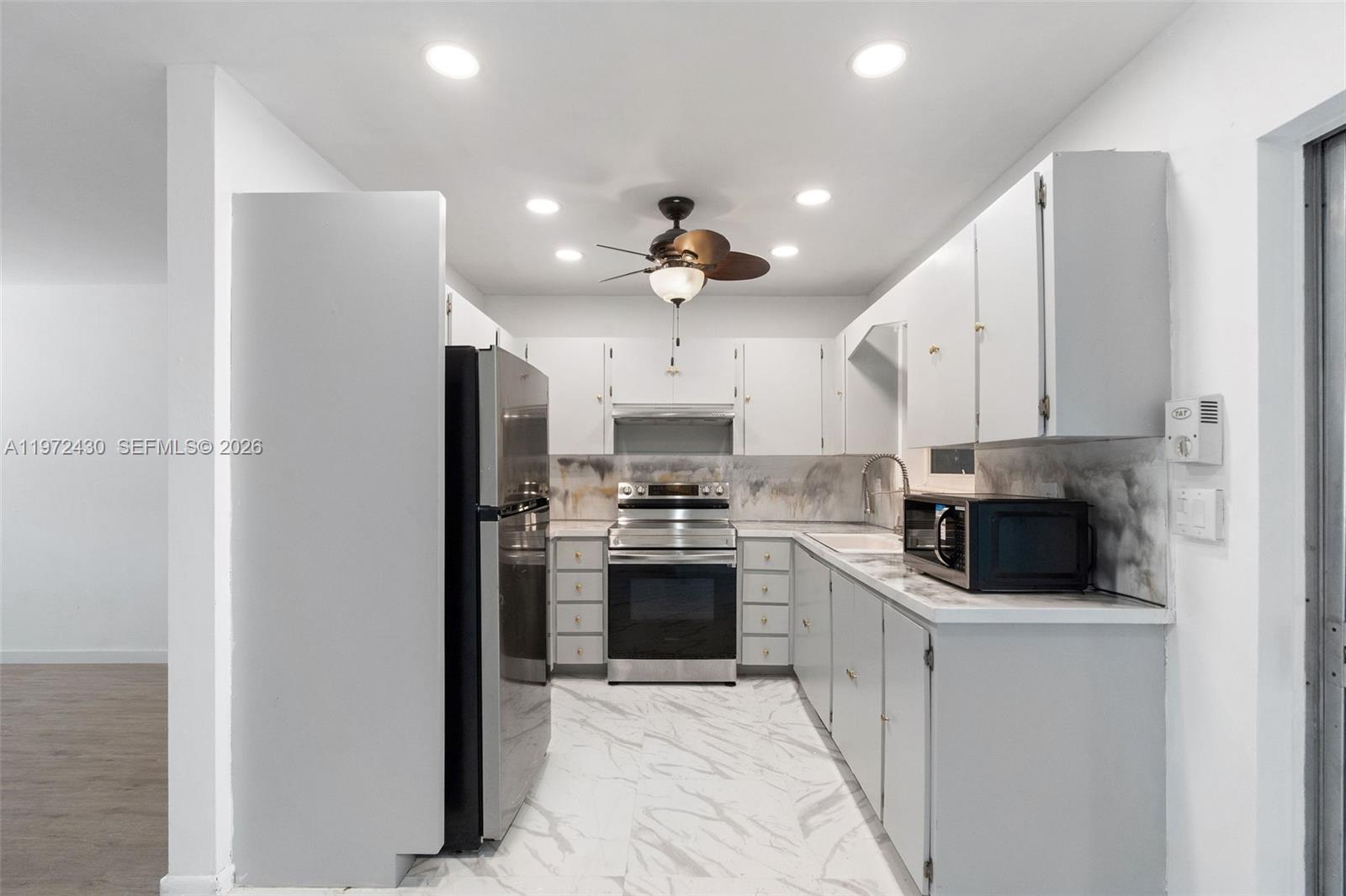 BOULEVARD HEIGHTS SEC 6 - Residential Lease