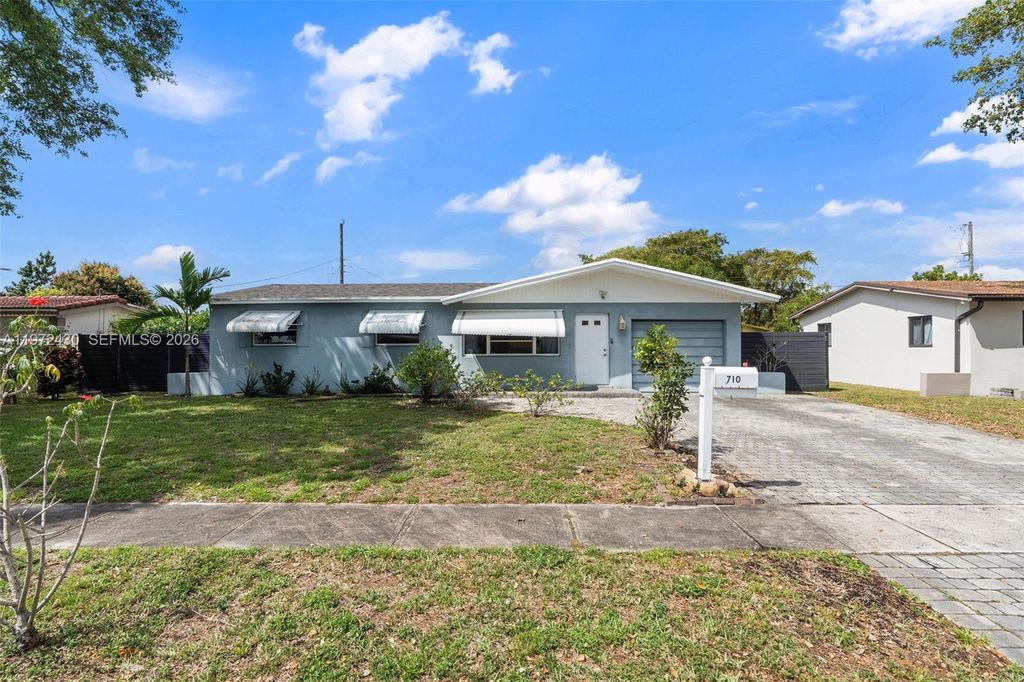 Photo of 710 N 65th Ter, Hollywood, FL 33024 (MLS # A11972430)