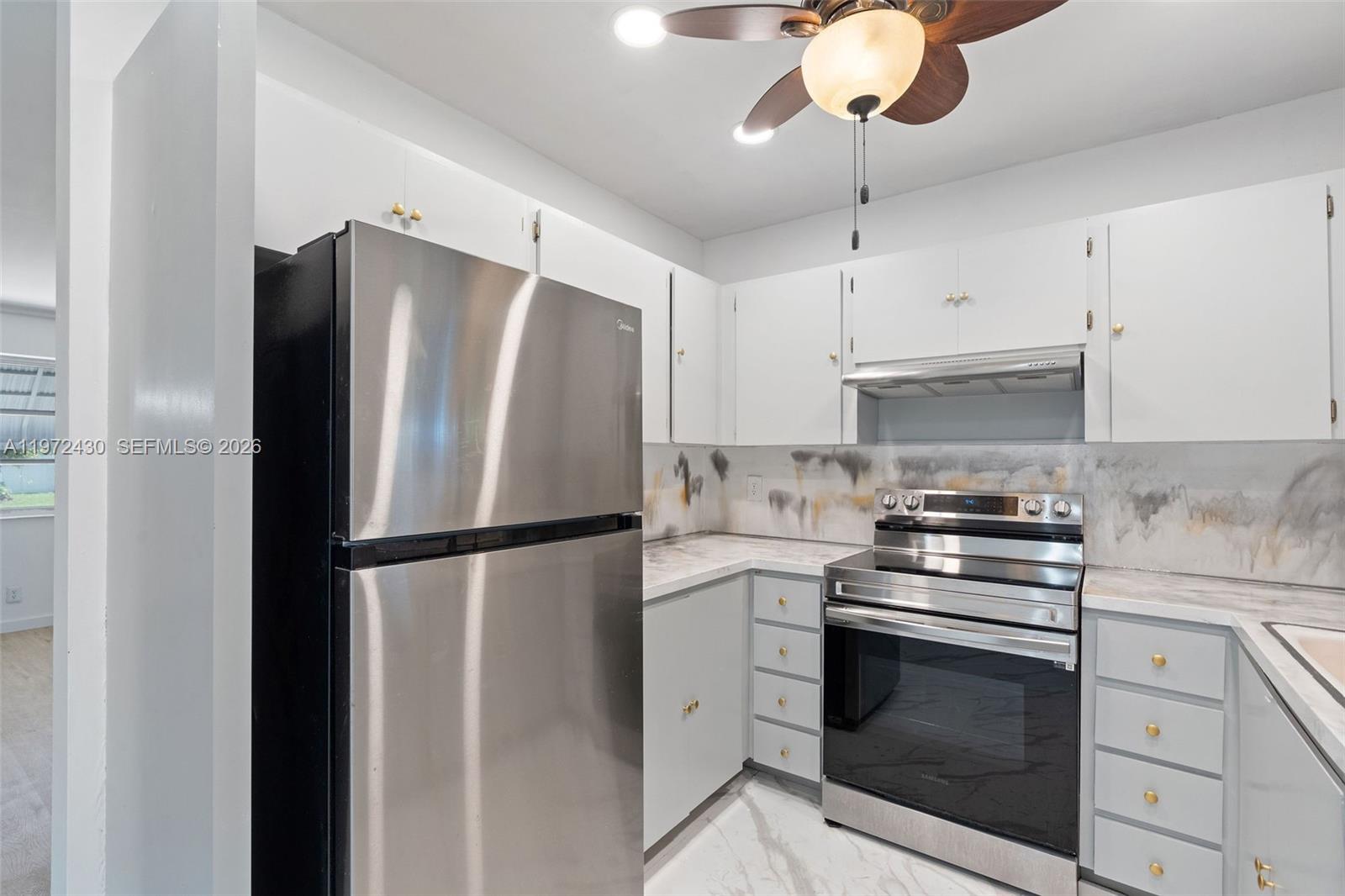 BOULEVARD HEIGHTS SEC 6 - Residential Lease