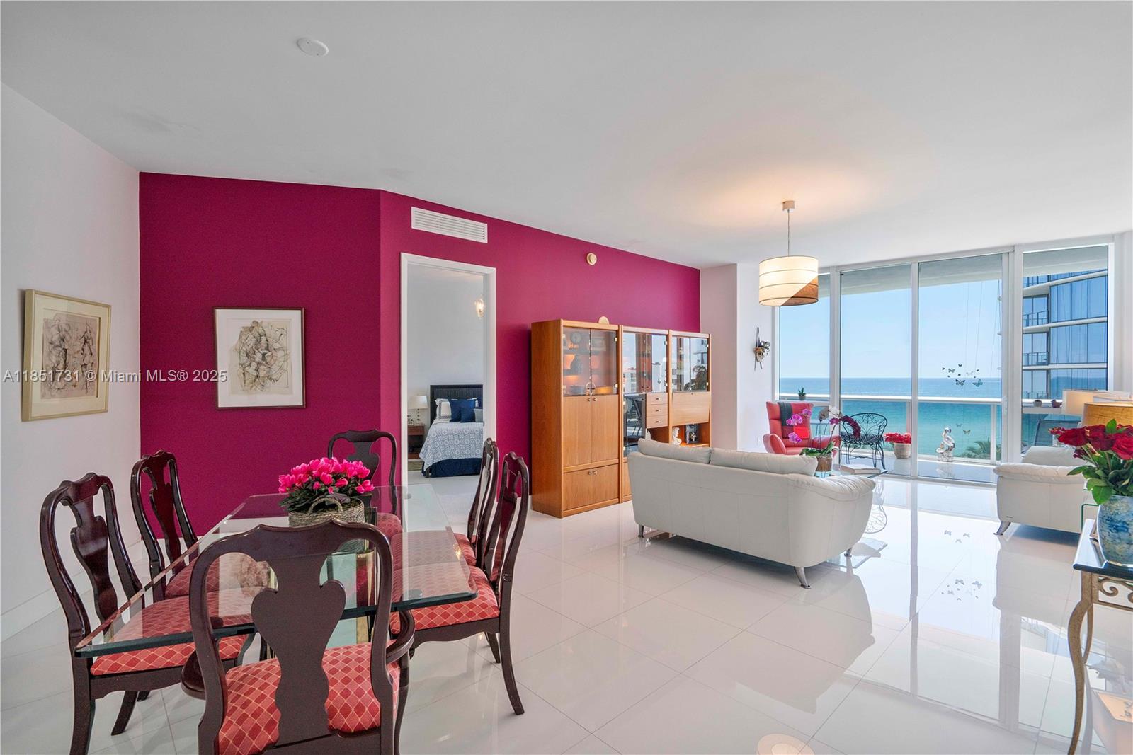 15811 Collins Ave 607