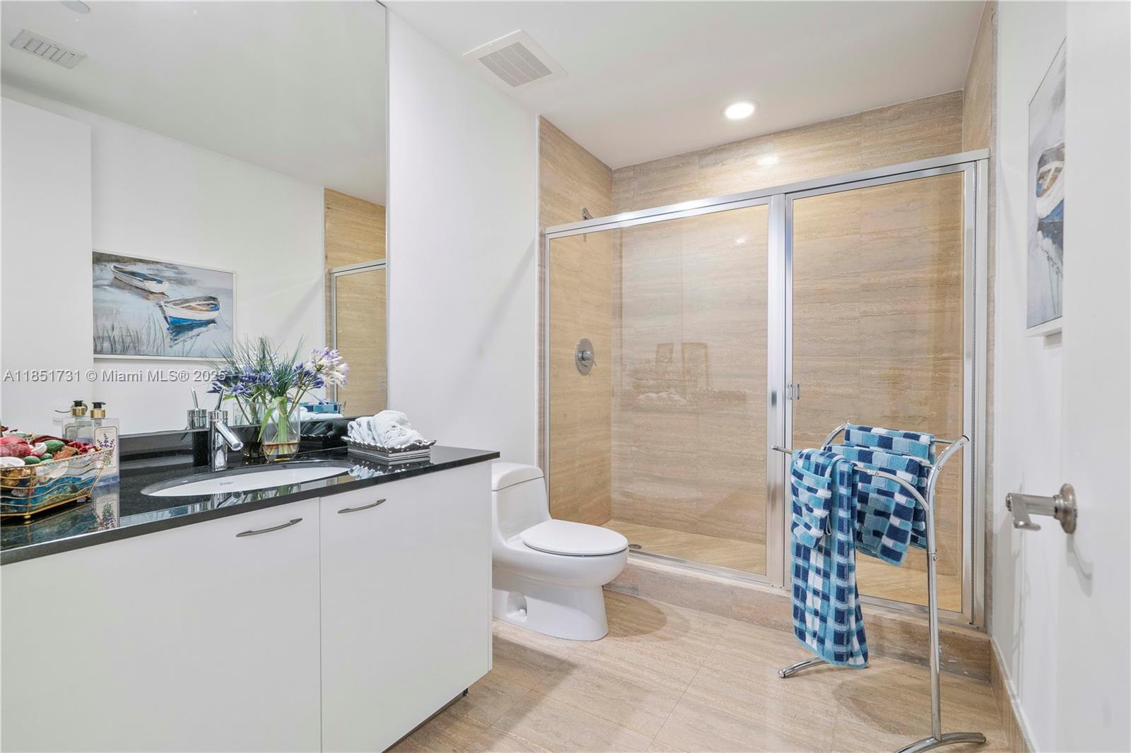 TDR TOWER III CONDO - Residential