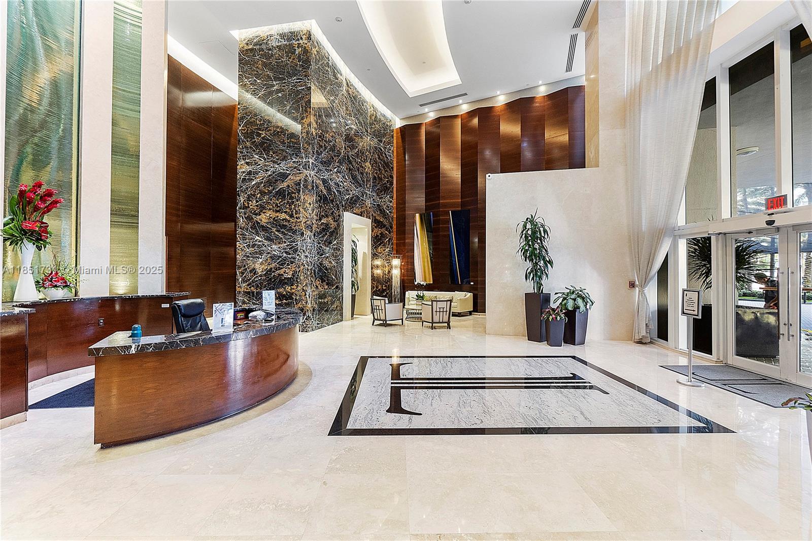 TDR TOWER III CONDO - Residential