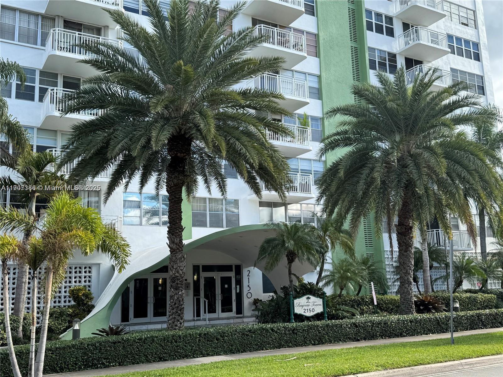 BAYVIEW TOWERS CONDO SOUT - Residential