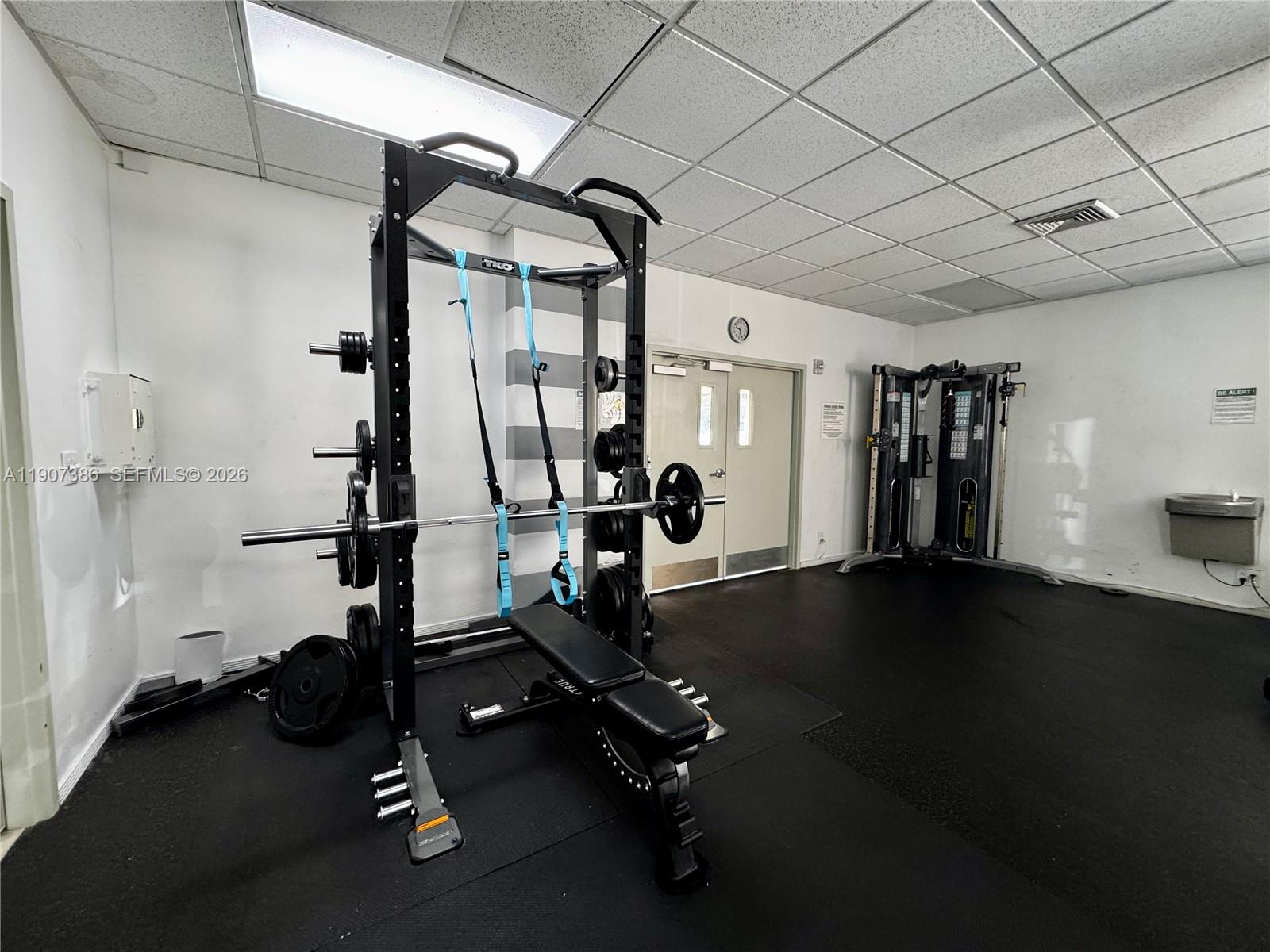 BAYVIEW TOWERS CONDO SOUT - Residential