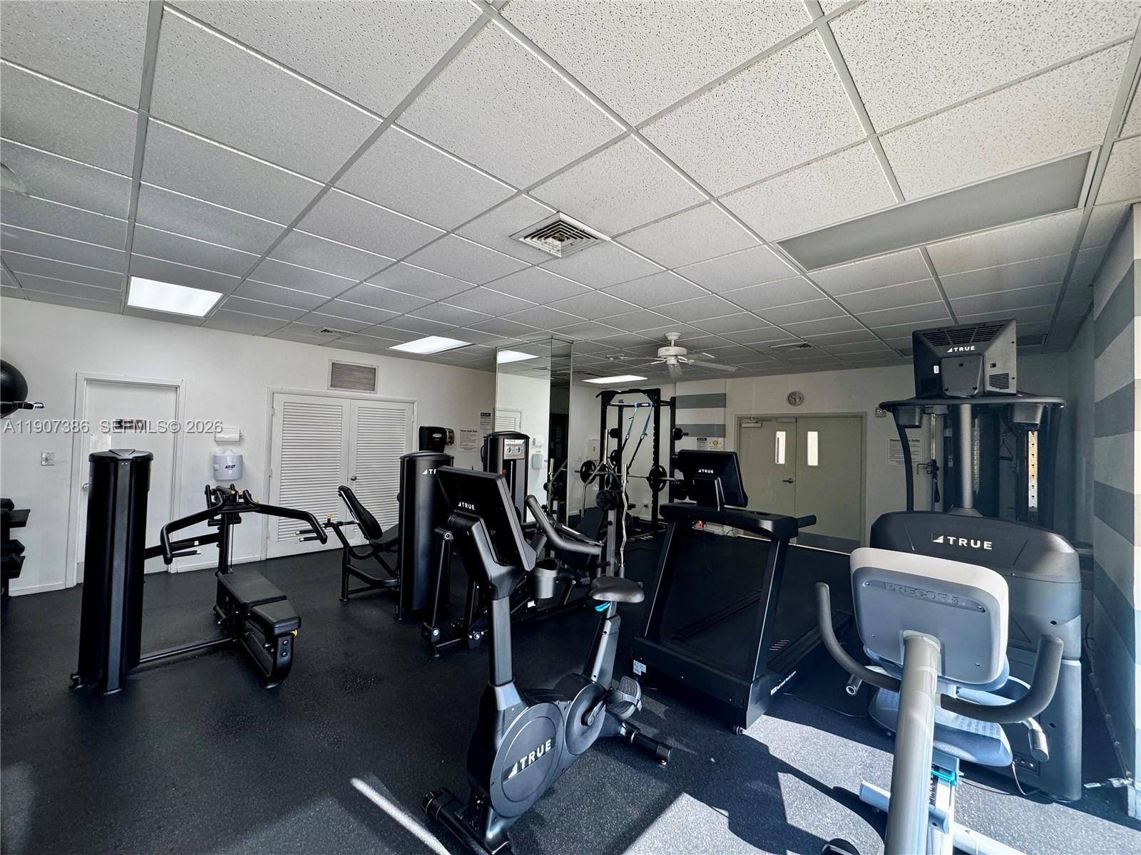 BAYVIEW TOWERS CONDO SOUT - Residential