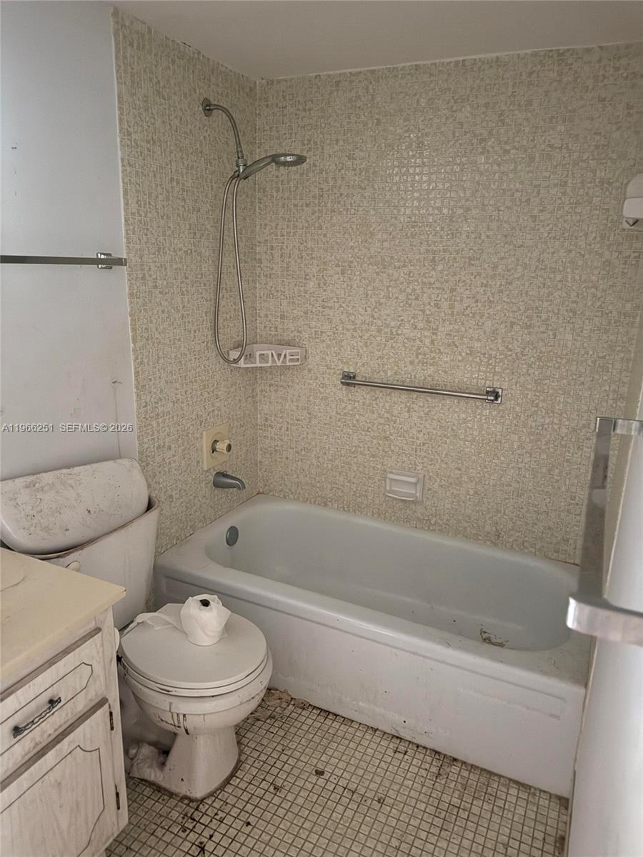 FARNHAM O CONDO - Residential